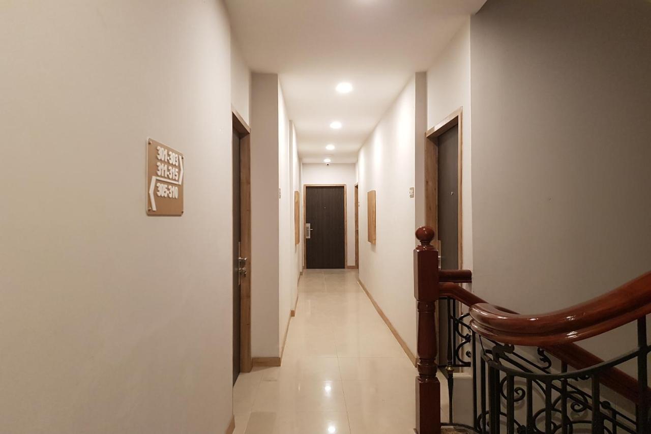 Oyo 90015 Platinum Guest House Medan Eksteriør billede